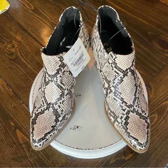 a.n.a Shoes - NWT A.N.A. Snakeskin Ankle Boots